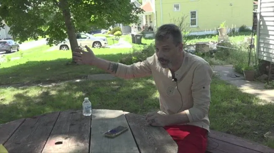 Madison man on a mission: Food drive for Yankton Sioux