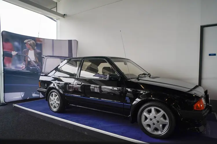 Diana’s car auctioned as 25th anniversary of her death nears