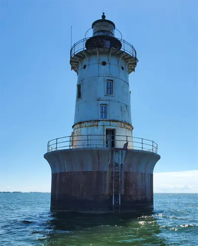 Chesapeake Bay lighthouse auctioned, with strings attached