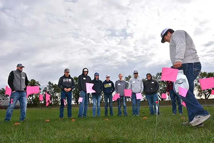Northeast ag students meet with industry representatives