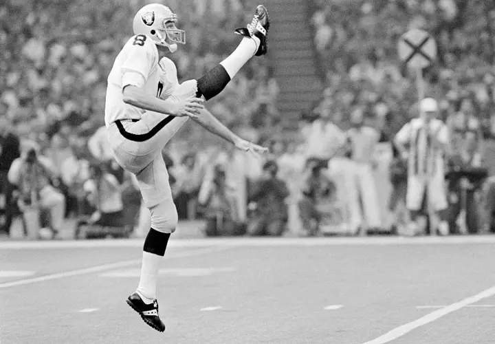 Ray Guy, first Pro Football Hall of Fame punter, dies at 72