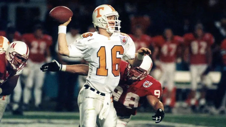 Wistrom named to Orange Bowl Hall of Fame