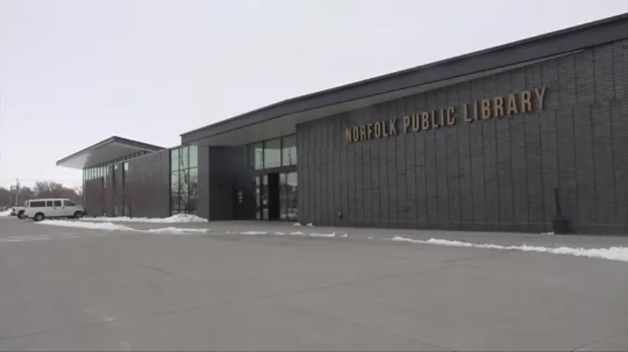 Animals at the Library! Wildlife Encounters comes to Norfolk