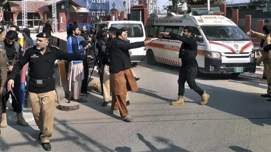 Suicide bomber kills 34, wounds 150 at mosque in NW Pakistan