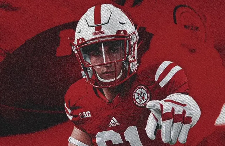 Elkhorn South lineman Ashton Murphy commits to Nebraska