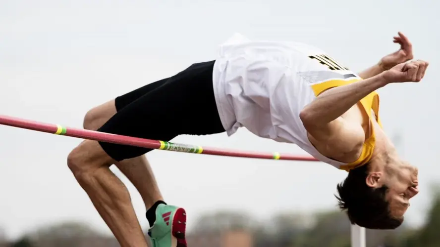 WSC's Dylan Kneifl clears 7 feet, sets new high jump school record at USD Tuneup