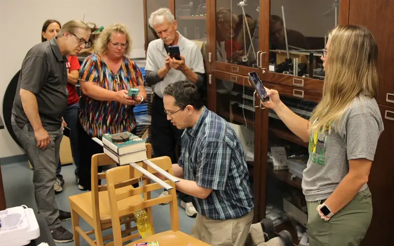WSC hosts first summer physics demonstrations workshop for teachers
