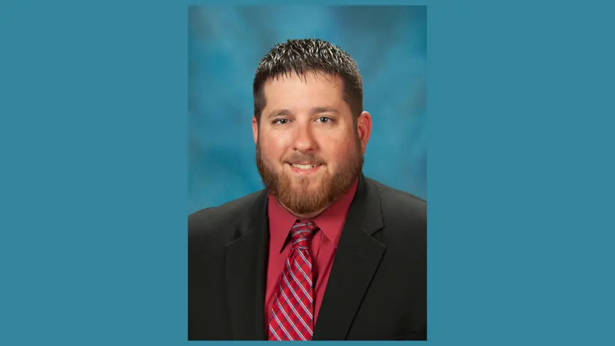 Norfolk Jr. High's Viergutz awarded with Assistant Principal of the Year Award