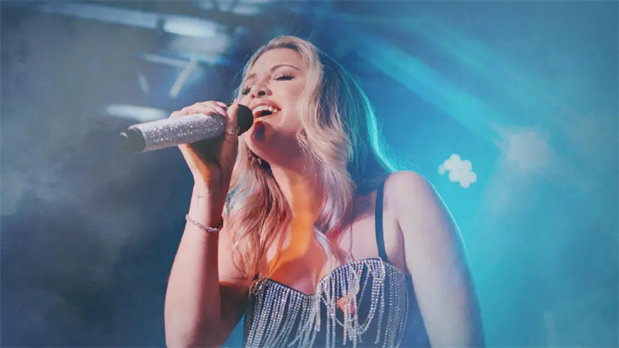 Alexandra Kay to make stop in Lincoln as part of her Dive Bar Dreamer tour