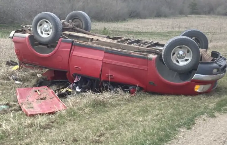 Two teens injured in weekend crash near Lake Maskenthine