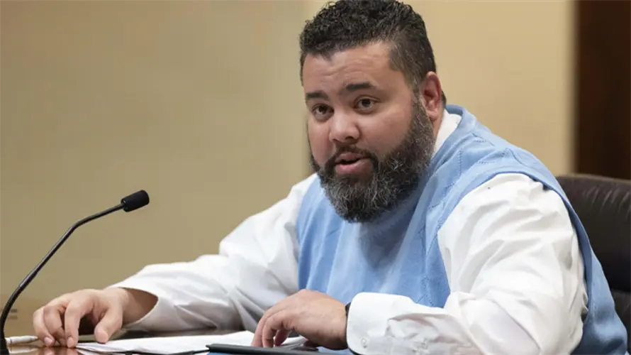 Nebraska lawmakers pass a bill to restore voting rights to newly released felons