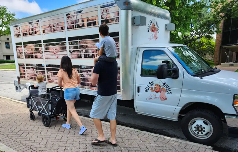 PETA to bring the sound of screaming pigs to downtown Norfolk