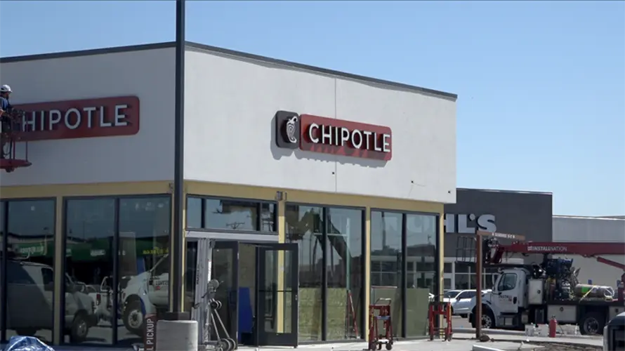 Chipotle in Norfolk to open later this year