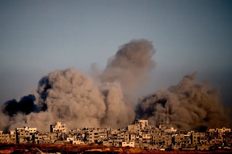Israel, Hamas agree to 'first phase' of plan to end fighting, release hostages, Trump says