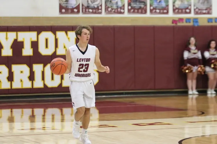 Leyton defeats Peetz Thursday in Dalton