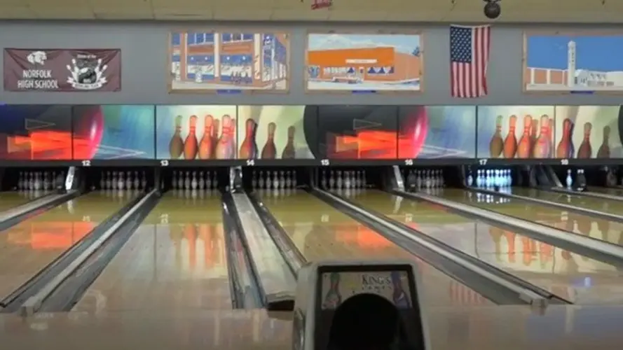 King's Treasure Zone expanding games and eliminating lanes