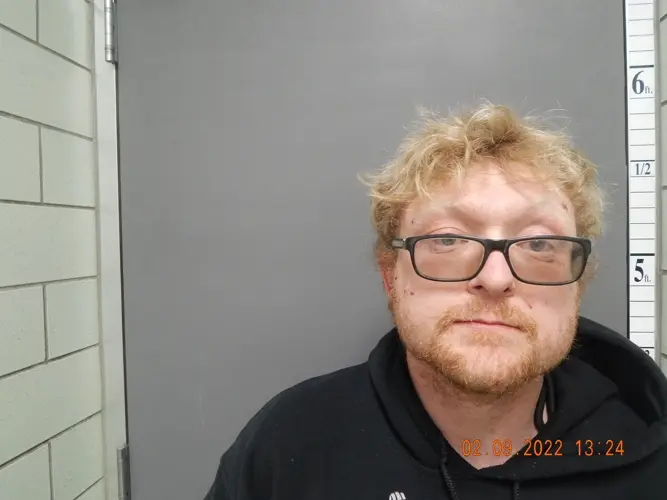 Authorities arrest Sidney man on felony criminal mischief charges
