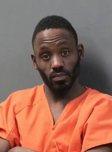 Authorities arrest Scottsbluff man on domestic assault charge