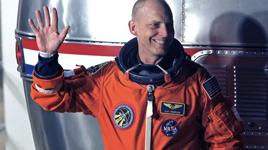 Nebraska astronaut Clayton Anderson lands perfect job