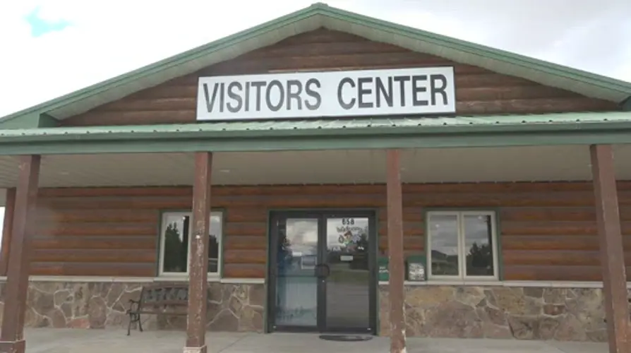 Commissioners review Visitor Committee structure