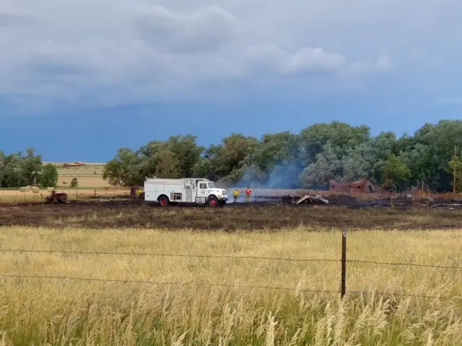 Chadron Fire Department get control of fire off West 2nd Street