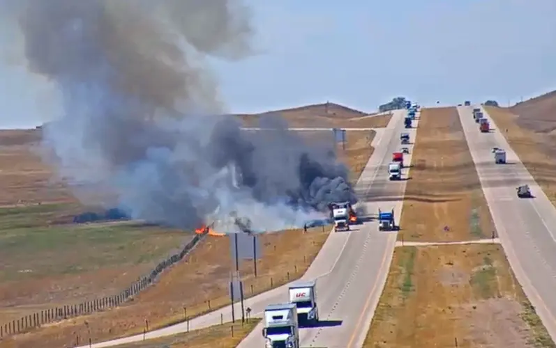 Vehicle fire causes traffic delays near Big Springs