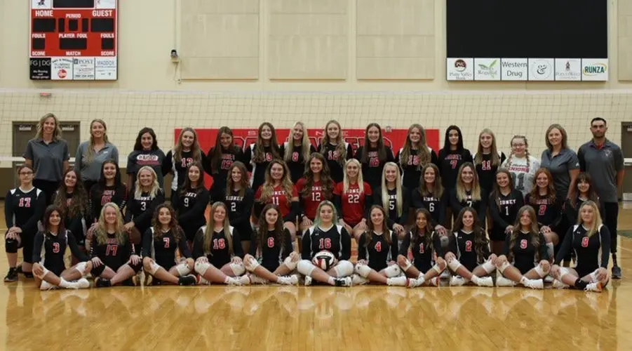 Sidney Survives Chase County in Four Sets