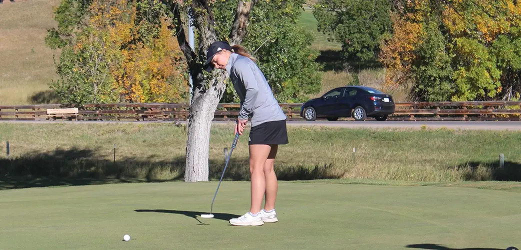 Eagles notes: Chadron State wins golf tournament with four in top 10