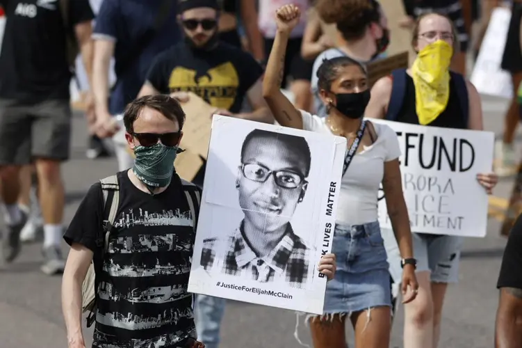 Amended autopsy: Black man died due to sedative, restraint