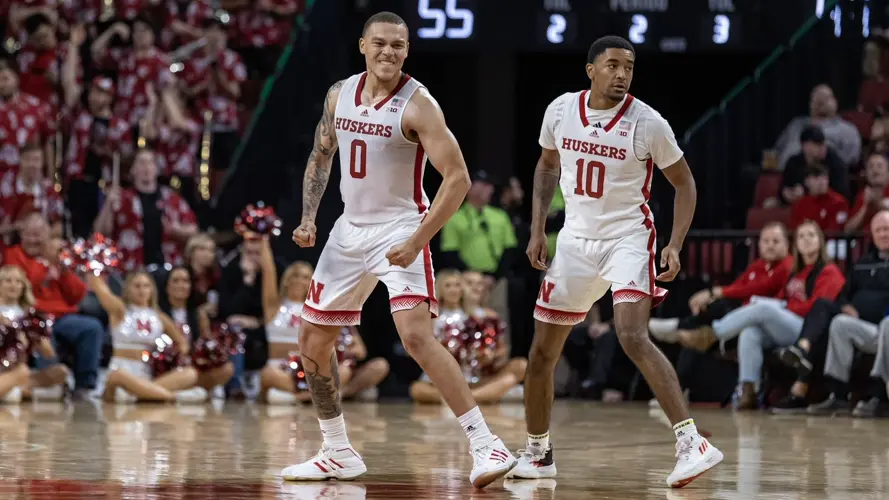 Huskers Shoot Past Mavericks