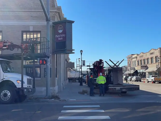 Platte Valley Bank installs new sign in downtown Sidney