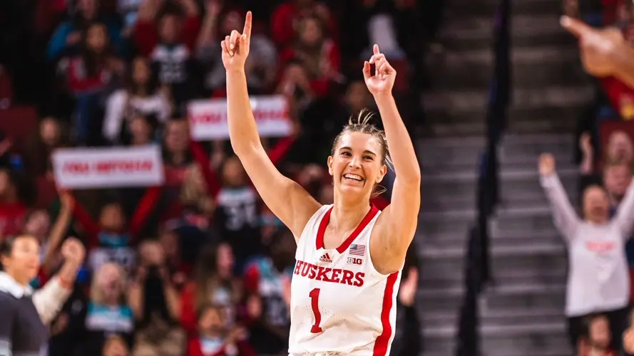 Huskers Blow By Badgers