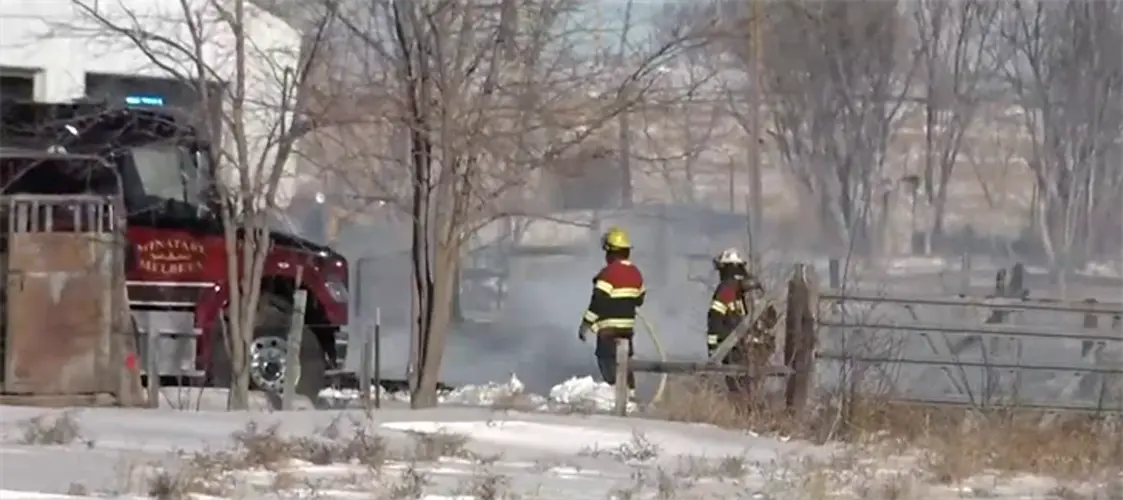 Fire destroys building in Minatare
