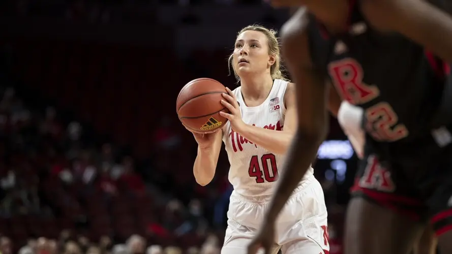 Huskers Head to Rutgers Saturday