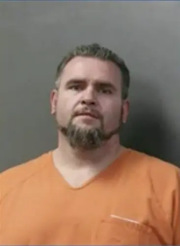 Repossession employees have gun pointed at them in Terrytown