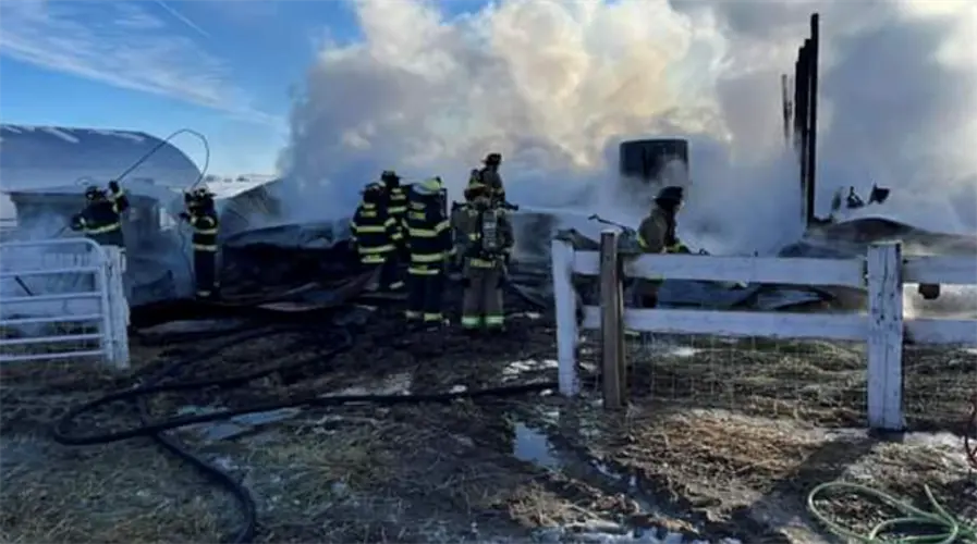 Northeast Colorado firefighters respond to barn fire