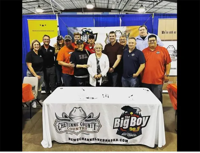 32nd Spring Expo ends with furniture set awarded, gifted