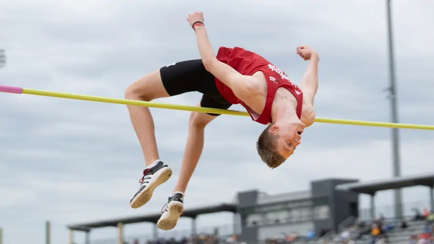Huskers Win 15 Events at Ward Haylett