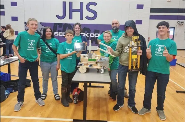 Creek Valley Robotics finishes first in BEST Robotics competition