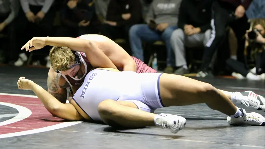 Eagles defeat Orediggers for first time in five years