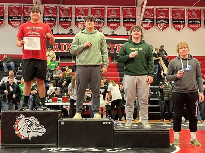 Sidney Completes Busy Wrestling Weekend