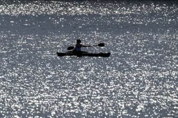 Warm weather brings a taste of spring to central and western United States