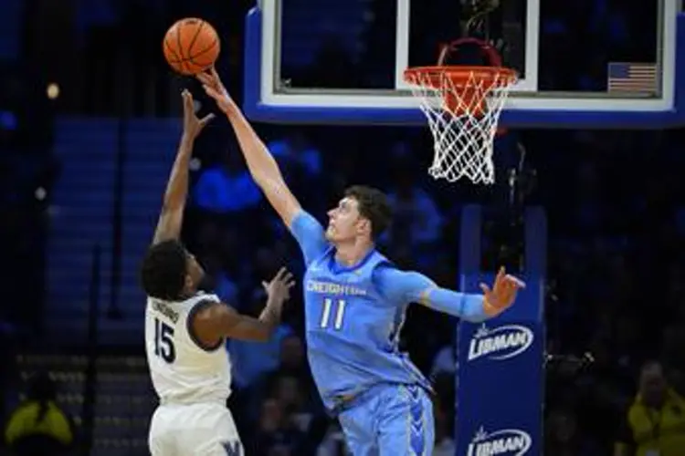 College hoops roundup: Creighton center Ryan Kalkbrenner wins 3rd straight Big East Defensive Player of the Year award