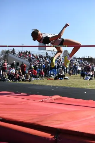 Up, up and away: Leeling leaps to new heights in Nebraska high school girls high jump