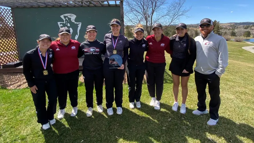 Eagles win Hardrocker Invite, Grasis wins individual title
