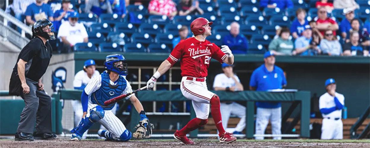 Early Miscues Doom Huskers