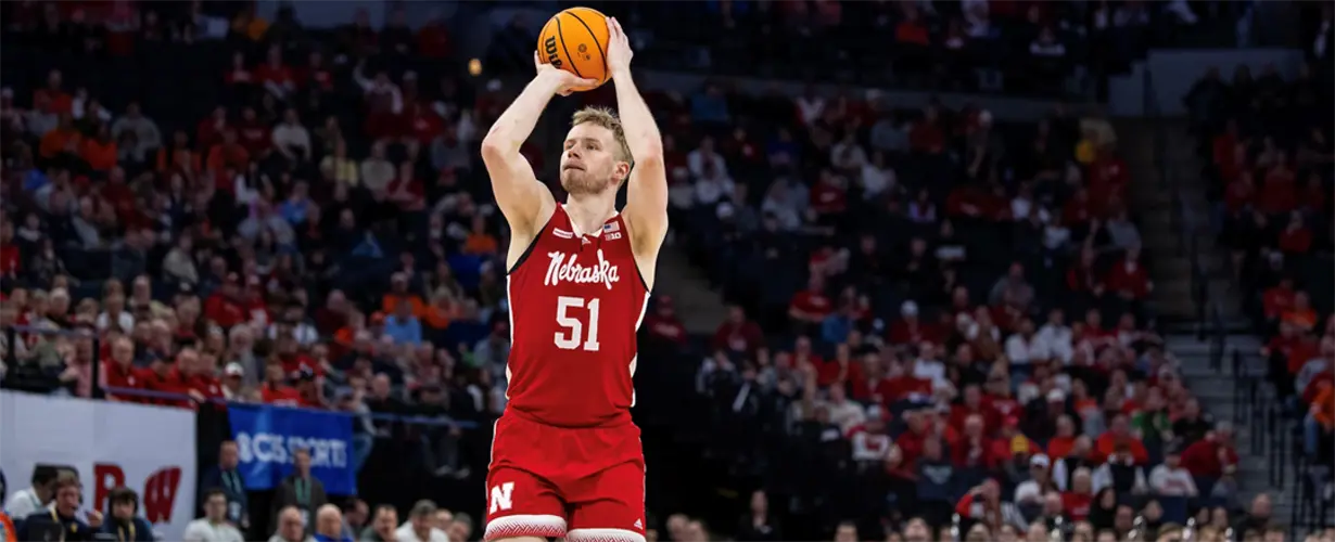 Rienk Mast to miss next hoops season due to knee surgery