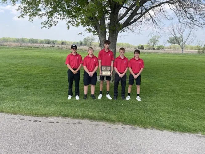 Longhorn Boys' Golf Team qualify for state tournament