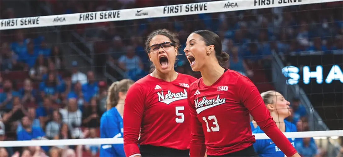 Block Leads No. 2 Huskers Past No. 9 Kentucky