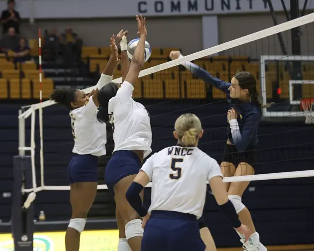 WNCC volleyball starts conference play with win over Trinidad